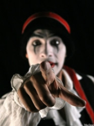 Capa de Teatro Mágico - Fernando Anitelli
