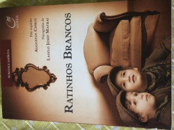 Capa de Ratinhos brancos - Laszlo Josef Matrai; Espírito Augustus Ciprus