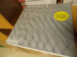 Capa de 100 architects 10 critics - 