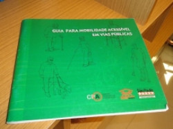 Capa de Guia para Mobilidade Acessível em Vias Públicas - 