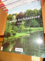 Capa de Garden Architecture in Europe - 