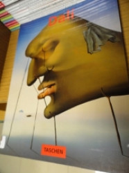 Capa de Dalí - Gilles Néret