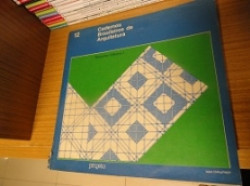 Capa de Caderno Brasileiro de Arquitetura - 