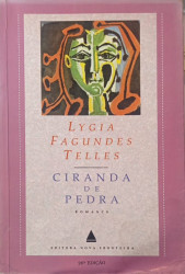Capa de Ciranda de pedra - Lygia Fagundes Telles