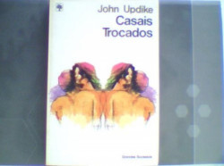 Capa de Casais trocados - John Updike