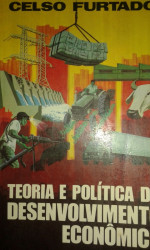 Capa de Teoria e política do desenvolvimento econômico - Celso Furtado