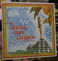 Capa de A Serra Que Chora - Débora Mazochi