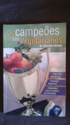 Capa de Os Campeões São Vegetarianos - M. Charlotte Holmes