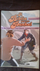 Capa de A Bíblia por um punhal - Helen Lee