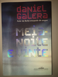Capa de Meia-noite e vinte - Daniel Galera