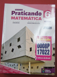 Capa de Praticando matemática 6º ano - Álvaro Andrini; Maria José Vasconcellos