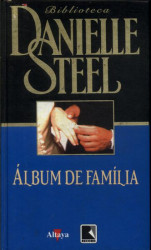 Capa de Album de familia - Dnielle Steel