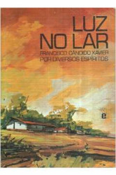 Capa de Luz no lar - Francisco Cândido Xavier