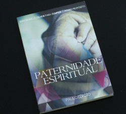 Capa de Paternidade Espiritual - Paulo Tércio