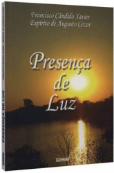 Capa de Presença de luz - Francisco Cândido Xavier