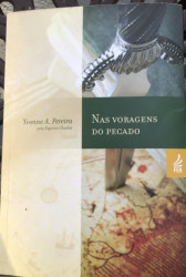 Capa de Nas voragens do pecado - Yvonne A. Pereira; Espírito Charles