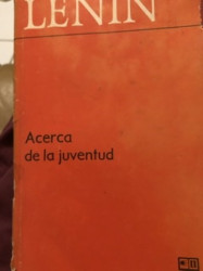 Capa de Acerca de lá Juventud - Vladímir Ilítch Lênin
