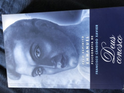 Capa de Deus conosco - Francisco Cândido Xavier; Espírito Emmanuel