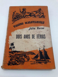 Capa de Dois anos de férias - Julio Verne