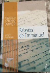 Capa de Palavras de Emmanuel - Francisco Cândido Xavier; Espírito Emmanuel
