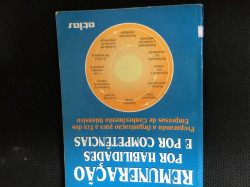 Capa de Remuneração por Habilidades e por competências - Equipe Coopers & Lybrand; Revisaõ tecnica: Vicente Picarelli Filho; Autor Thomaz Wood Junior