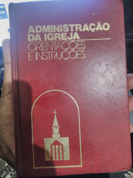 Capa de Administração da igreja - Orlando G. Pinho