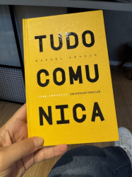 Capa de Tudo comunica - ARAUJO, Rafael
