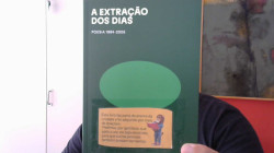Capa de A Extração Dos Dias - Claudia Roquette-Pinto