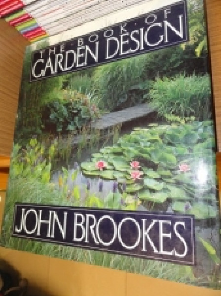Capa de The book of garden design - John Brookes