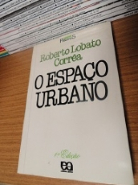 Capa de O espaço urbano - Roberto Lobato Corrêa