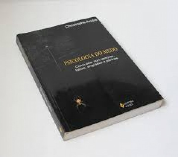Capa de PSICOLOGIA DO MEDO - Christophe André