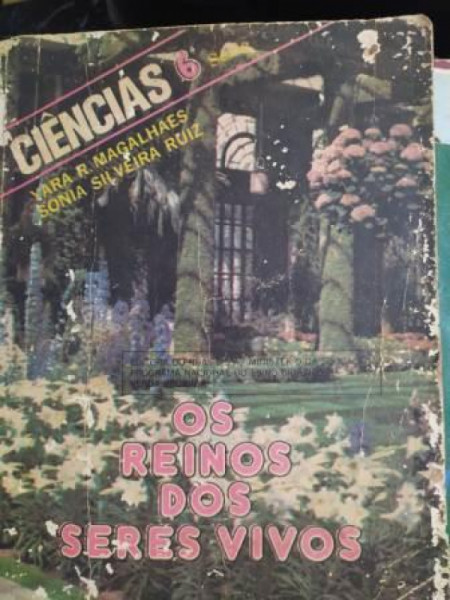 Capa de Os reinos dos seres vivos - Yara Rocco Magalhães; Sônia Silveira Ruiz